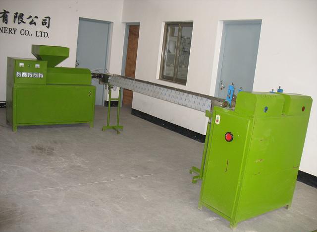 塑料管成型機(棉簽用塑料桿)